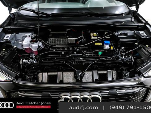 Used 2024 Audi Q4 e-tron Premium Plus w/ Premium Plus image 11