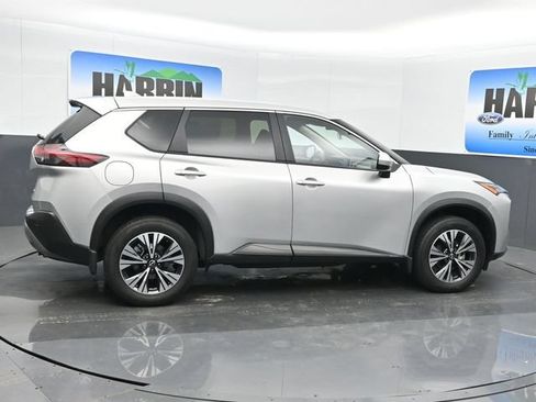 Used 2023 Nissan Rogue SV AWD/4WD image 6