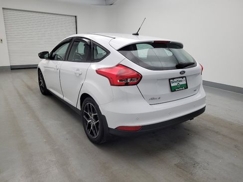 Used 2018 Ford Focus SEL w/ Cold Weather Package FWD image 5