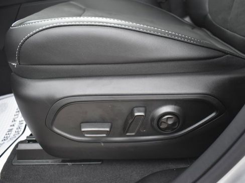 New 2026 Jeep Grand Cherokee Altitude AWD/4WD image 14