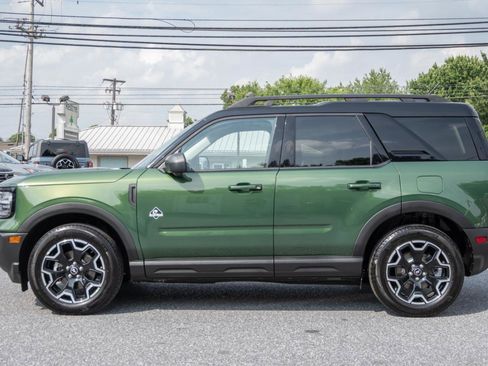 Used 2025 Ford Bronco Sport Outer Banks w/ Outer Banks Tech Package+ AWD/4WD image 9