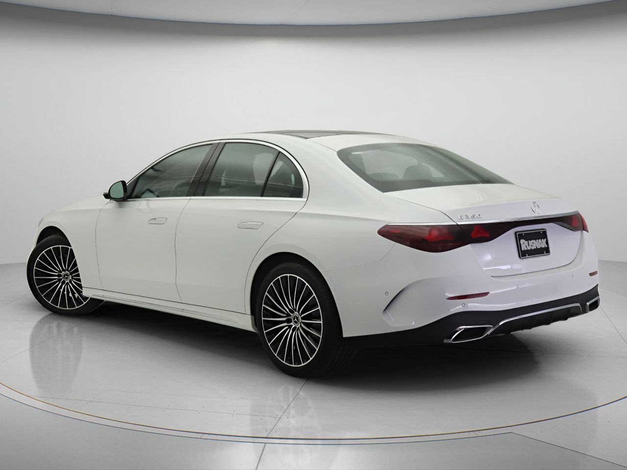 New 2026 Mercedes-Benz E 350 Sedan image 2