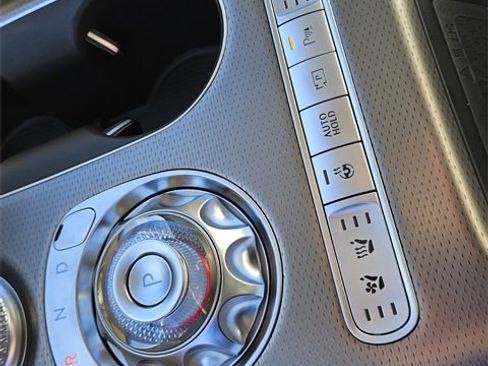 Used 2024 Genesis GV60 Performance image 26