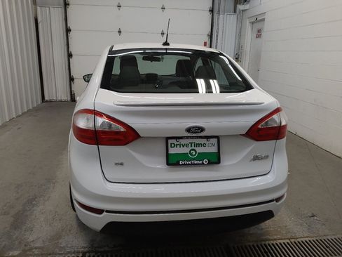 Used 2019 Ford Fiesta SE w/ Equipment Group 201A FWD image 6