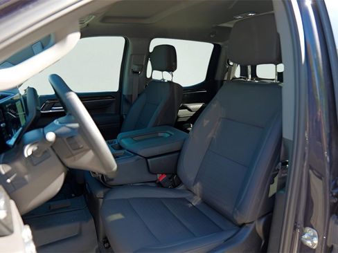 New 2025 GMC Sierra 1500 Elevation image 10