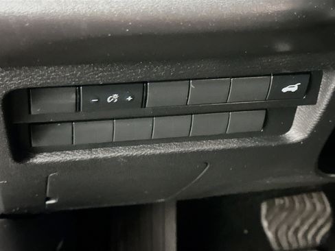 Used 2024 Mitsubishi Outlander SE AWD/4WD image 17