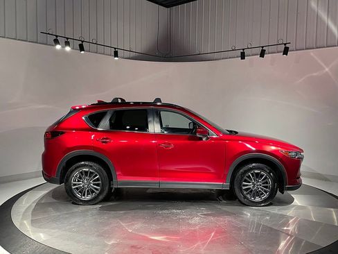 Used 2020 MAZDA CX-5 Touring image 10