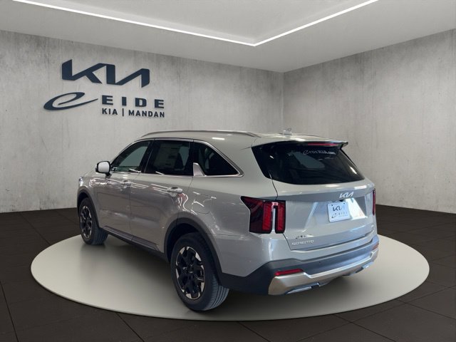 Used 2026 Kia Sorento S AWD/4WD image 10