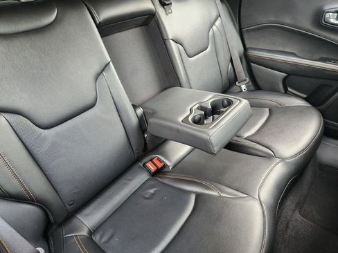 Used 2021 Jeep Compass Limited w/ Sun and Sound Group AWD/4WD image 29