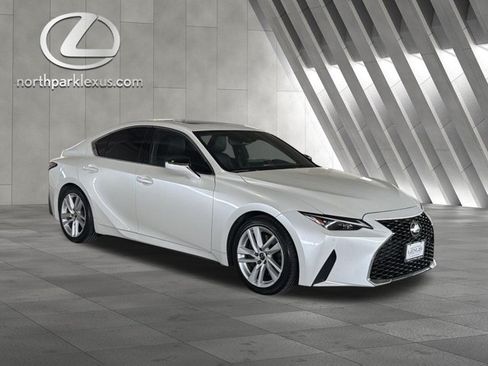 Certified 2023 Lexus IS 300 w/ Comfort Package RWD image 5
