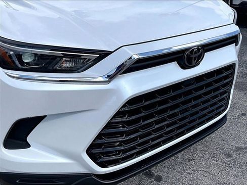 Used 2025 Toyota Grand Highlander FWD image 27