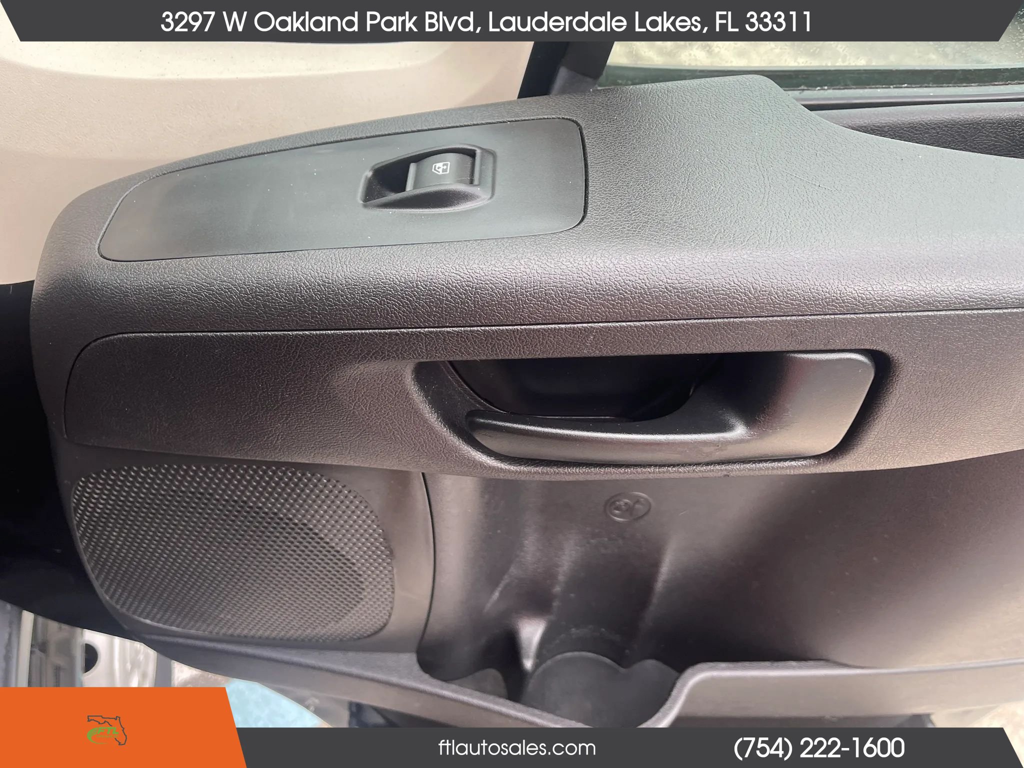 Used 2015 RAM ProMaster 3500 w/ Mopar Trailer Tow Group FWD image 32