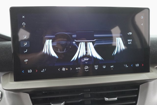 Used 2025 Ford Explorer Active RWD image 24