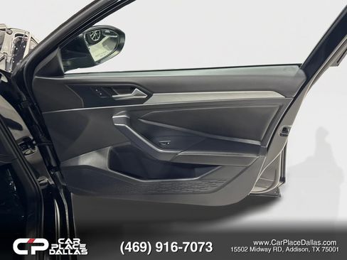 Used 2022 Volkswagen Jetta SE FWD image 21