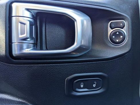 Certified 2023 Jeep Wrangler Unlimited Rubicon 4xe image 55