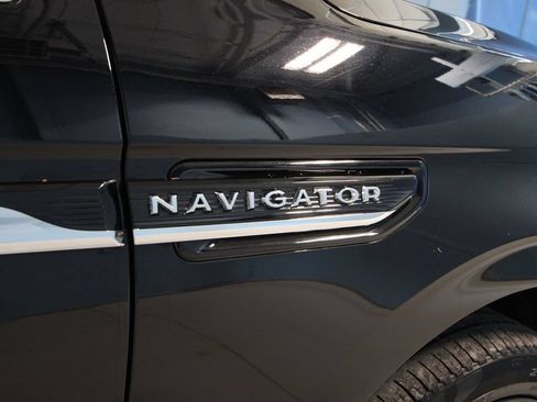 Used 2024 Lincoln Navigator Reserve AWD/4WD image 44