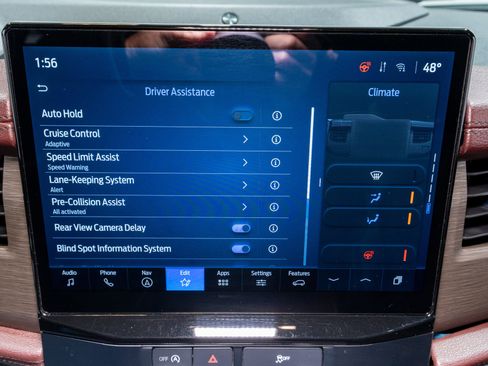 Used 2024 Ford Expedition Limited image 22