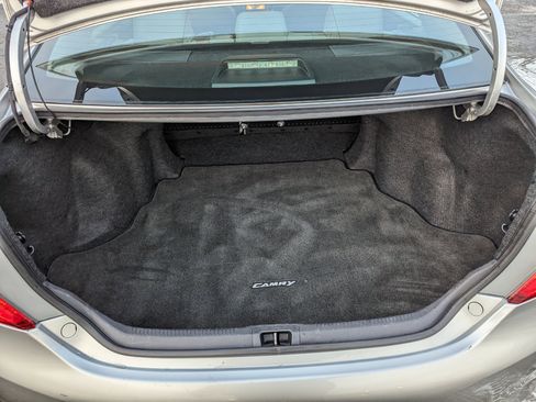 Used 2014 Toyota Camry XLE image 34