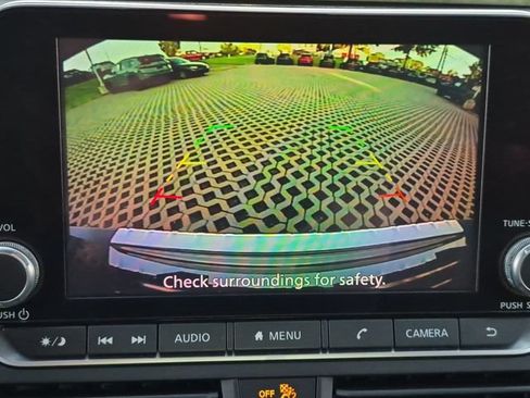 Used 2023 Nissan Altima 2.5 SR FWD image 24