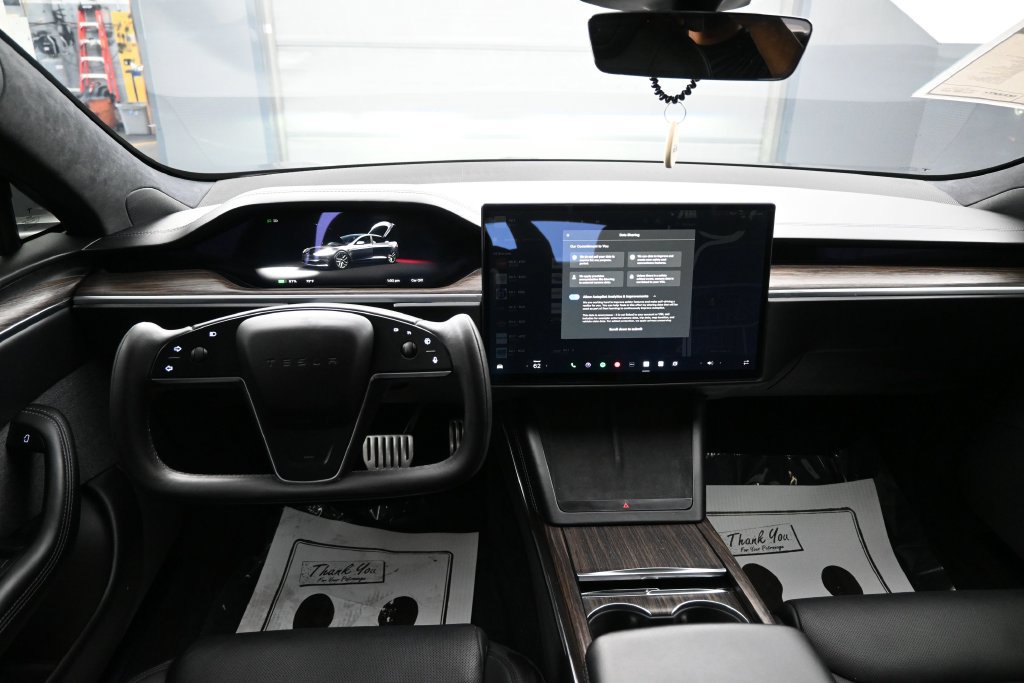 Used 2022 Tesla Model S AWD/4WD image 21