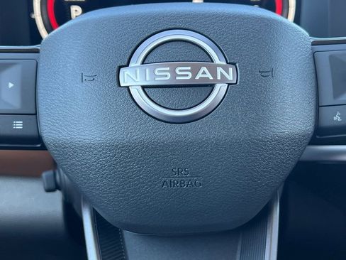 New 2026 Nissan Pathfinder Platinum w/ Accent Package AWD/4WD image 6