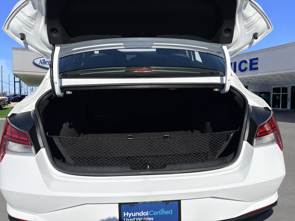 Certified 2023 Hyundai Elantra Limited w/ Cargo Package FWD image 32