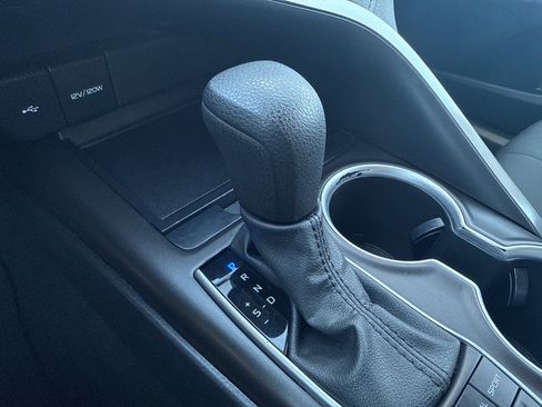 Used 2023 Toyota Camry LE image 22