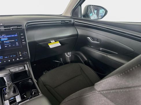 Certified 2024 Hyundai Tucson SEL FWD image 23