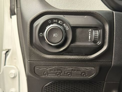Used 2026 Jeep Wrangler Unlimited Sport AWD/4WD image 30
