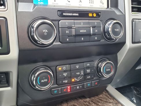 Used 2019 Ford F250 Lariat w/ Lariat Ultimate Package image 25