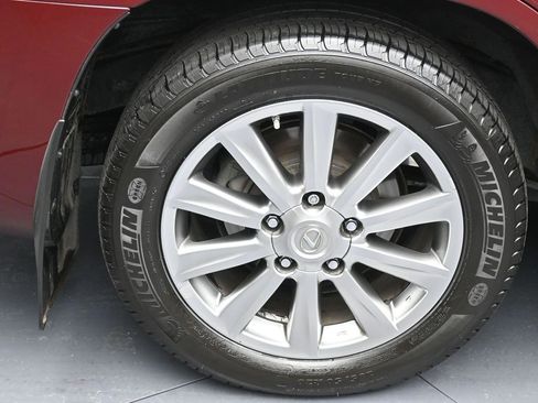 Used 2011 Lexus LX 570 4WD image 5