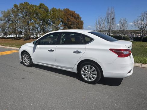 Used 2016 Nissan Sentra S image 11