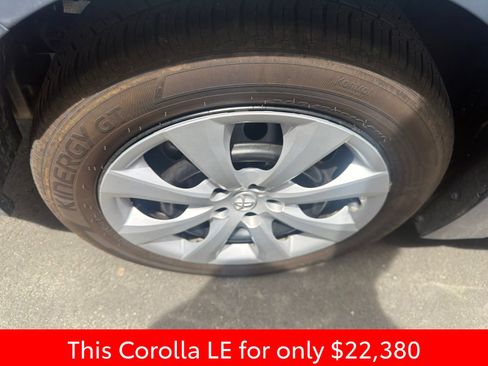 Used 2023 Toyota Corolla LE FWD image 3