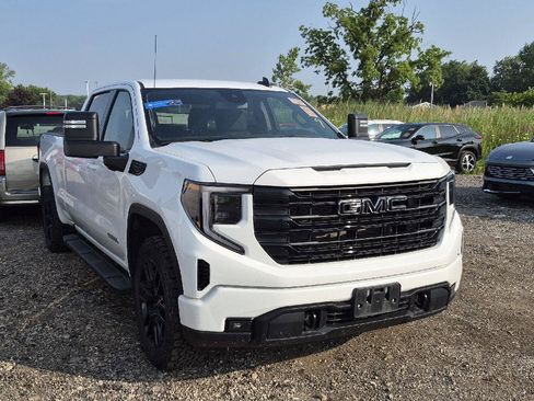 Used 2024 GMC Sierra 1500 Elevation w/ Max Trailering Package AWD/4WD image 2