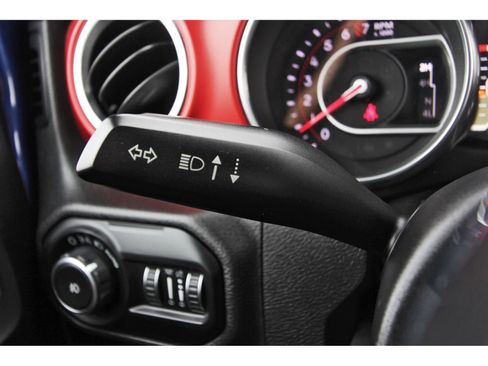 Used 2018 Jeep Wrangler Unlimited Rubicon AWD/4WD image 20