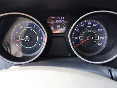 Used 2013 Hyundai Elantra GLS FWD image 14