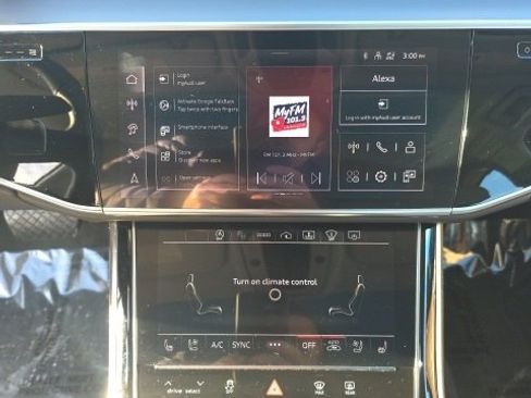 Used 2024 Audi A8 L 3.0T image 22