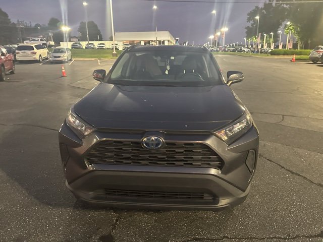 Used 2019 Toyota RAV4 LE w/ Carpet Mat Package AWD/4WD image 9
