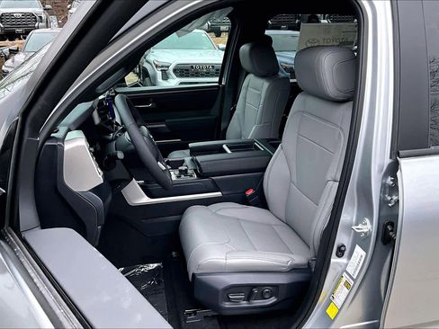 New 2026 Toyota Tundra SR5 AWD/4WD image 9