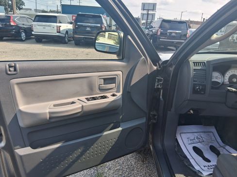 Used 2005 Dodge Dakota SLT AWD/4WD image 10