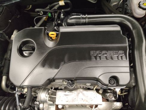 Used 2020 Chevrolet Malibu LS FWD image 30