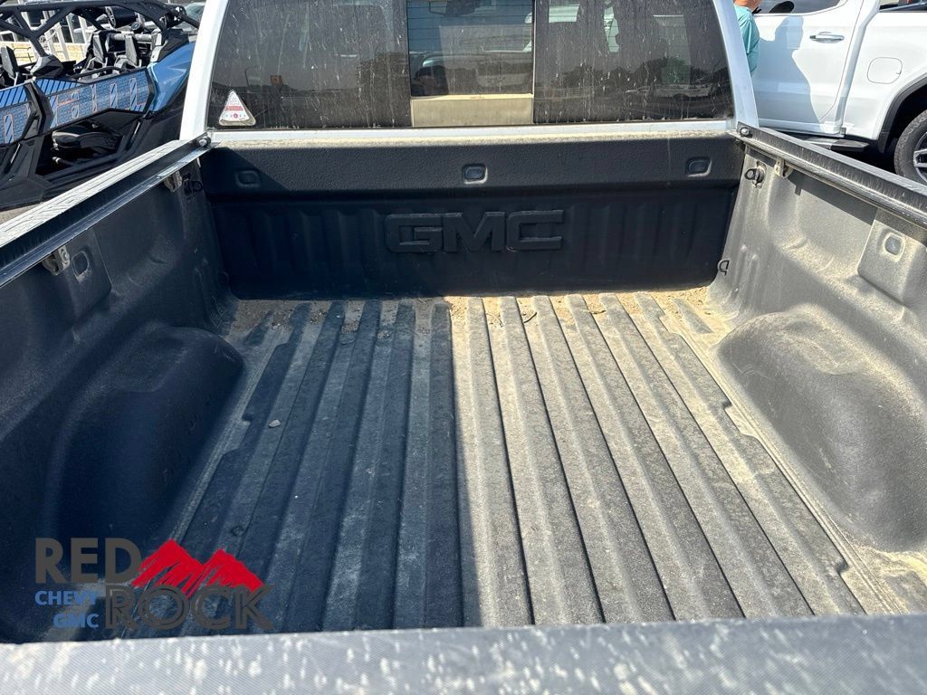 Used 2018 GMC Sierra 1500 SLT AWD/4WD image 9