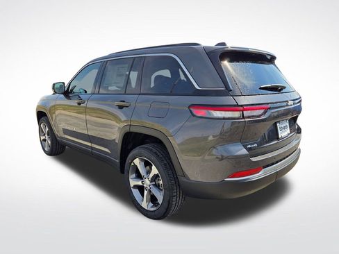 New 2026 Jeep Grand Cherokee Limited AWD/4WD image 6