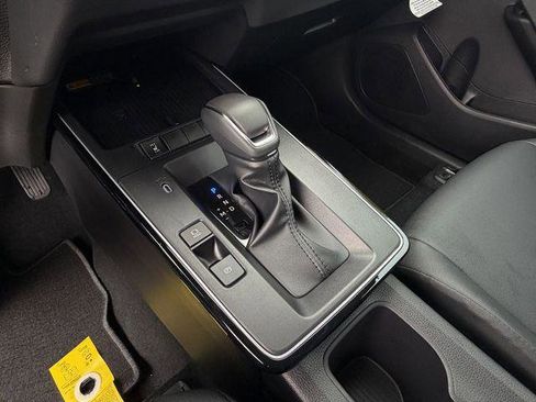 Certified 2026 Toyota Corolla Cross XLE FWD image 17