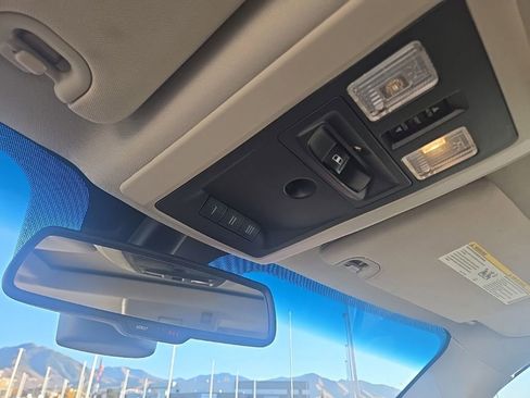 Used 2013 RAM 3500 Laramie w/ HD Snow Plow Prep Group image 20