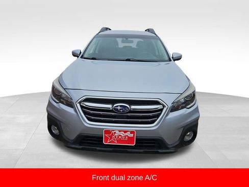 Used 2018 Subaru Outback 2.5i Premium image 2