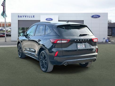 Used 2023 Ford Escape ST-Line Elite image 4