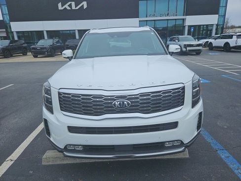 Certified 2020 Kia Telluride SX w/ SX Prestige Package image 2