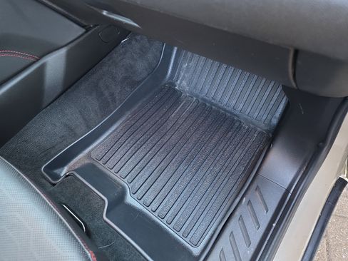 Used 2023 Chevrolet Colorado Z71 w/ Z71 Convenience Package 2 image 30