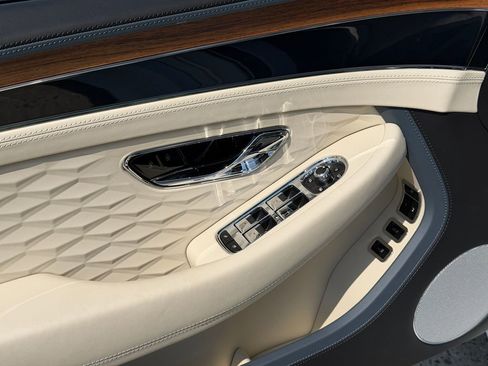 New 2026 Bentley Continental Mulliner AWD/4WD image 16